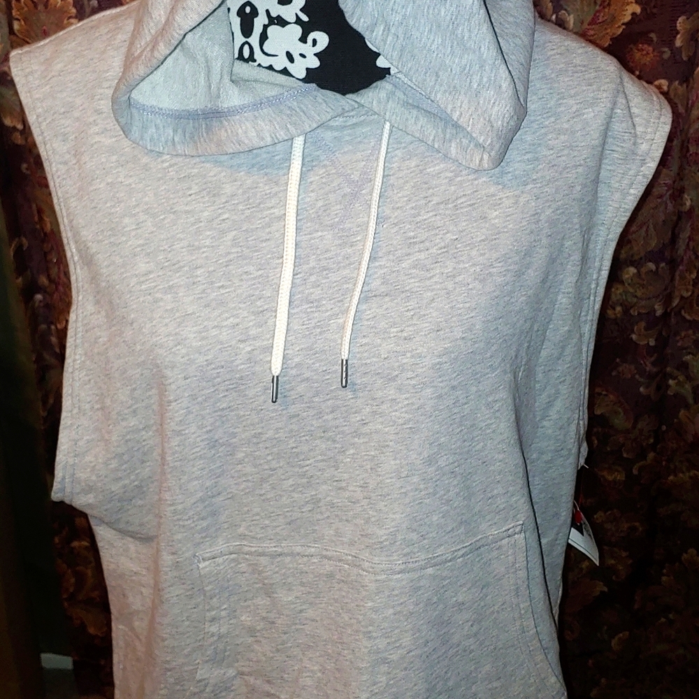 C9 by Champion sleeveless hoodie